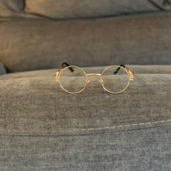 glasses - Picture 4 of 4